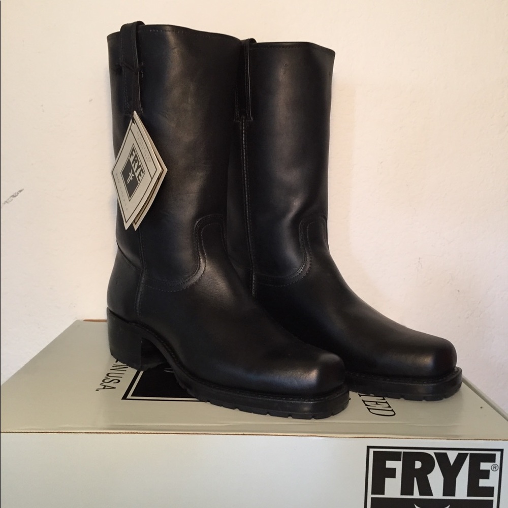 Frye Boot - Shoe